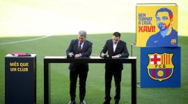 تشافي يوقع لبرشلونة