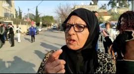 أجواء الفرحة تسود حي الشيخ جراح بعد "تجميد" محكمة الاحتلال قرار إخلاء منزل عائلة "سالم"