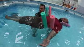 العلاج بتقنية "أكواتيك ثيرابي" في غزة