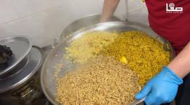 عمل أكلات أرز بالدجاج في غزة