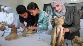 ورشة تدريب للاطفال علىً صناعة مجسمات من الفخار والجبس