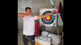 تعرف على رياضة رمي السهم في غزة