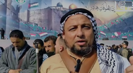 فنان يشارك مهرجان انطلاقة حماس في غزة بالزي العربي للثوار