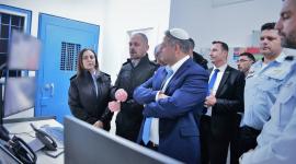 المركز الفلسطيني للدفاع عن الأسرى: إقرار قانون إعدام الأسرى إعلان حرب مفتوحة على حياتهم