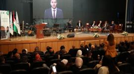 توليد روبوت آلي في معمل الذكاء الاصطناعي في مركز الإعلام في جامعة النجاح