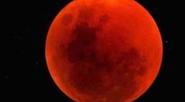 فيديو خسوف القمر اليوم