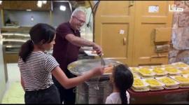 متجر حلويات الزعتري.. حكاية صمود في البلدة القديمة وسط الخليل