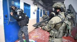 "إعلام الأسرى": قرار الاحتلال تجديد حالة الطوارئ في السجون غطاء لاستمرار الجرائم