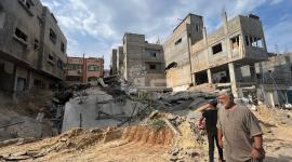 آثار القصف الإسرائيلي لمسجد الغربي في الشاطئ غرب غزة