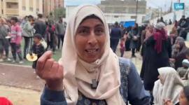 وسط تفشي المجاعة.. مواطنون ينتظرون الحصول على الطعام من التكية