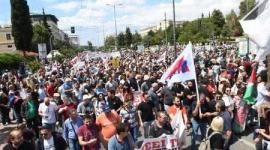 تظاهرة حاشدة نحو سفارة الاحتلال في اليونان