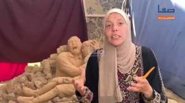 رنا الرملاوي فنانة تشكيلية تُجسد بفن "نحت الرمال" معاناة أهل غزة