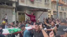 تشييع حزين للشهداء الصحفيين أنس الشريف ومحمد قريقع وزملائهم في مدينة غزة