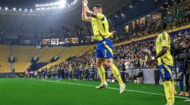 النصر يكتسح الفتح بخماسية ويتربع على صدارة دوري روشن