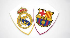 الكلاسيكو المنتظر: ريال مدريد وبرشلونة في قمة صراع الصدارة