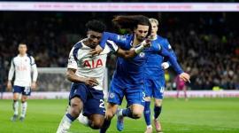 تعادل مثير في ديربي لندن بين تشيلسي وأرسنال وتأثيره على صدارة الدوري الإنجليزي