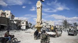 6 شهداء و21 إصابة جراء انفجار بمسجد في حمص