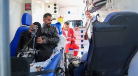 الهلال الأحمر: سهّلنا سفر 56 مريضًا ومرافقًا عبر معبر رفح