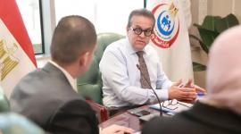 وزير الصحة يطلق دليل إجراءات العلاج على نفقة الدولة