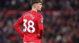 مانشستر يونايتد يوقف جاك فليتشر 6 مباريات