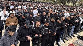 100 ألف مصلّ يؤدون صلاة الجمعة في المسجد الأقصى