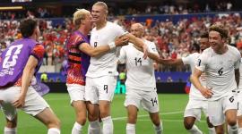 فرحة منتخب النرويج بالفوز على ساحل العاج