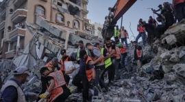 الدفاع المدني: انتشال جثامين 21 شهيدًا من تحت أنقاض عمارة السعادة بغزة