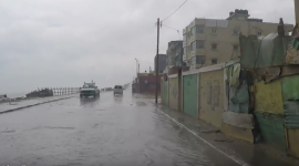 جولة تحت المطر بمدينة غزة