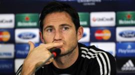 لاعب الوسط الدولي الإنجليزي فرانك لامبارد
