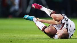 اللاعب تعرض للإصابة في مباراة ودية بين منتخب بلاده وأرمينيا