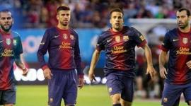 دفاع برشلونة يضم 10 لاعبين