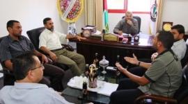 الوكيل المساعد لوزارة الشباب والرياضة أحمد محيسن مع إدارة الاستقلال