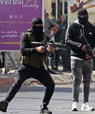 "حماس" تنعى الشهيد نايف سمارو وتدعو لتصعيد المواجهة
