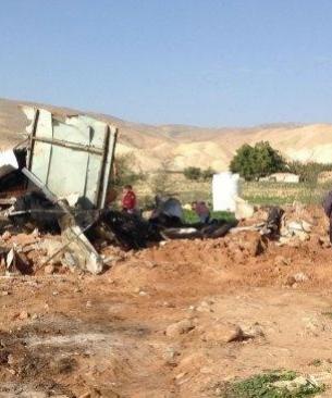 الاحتلال يهدم بركسًا في بيت جالا غرب بيت لحم