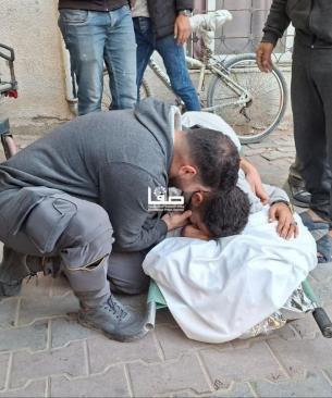 الاحتلال يواصل خروقاته.. شهيدان بقصف قرب مستشفى اليمن السعيد في جباليا