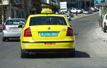 مركبة عمومية في الضفة