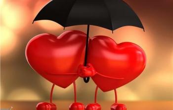 هل عيد الحب حرام؟