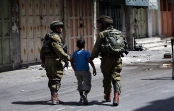 الاحتلال يعتقل 3 أطفال من بيت ريما شمال غرب رام الله