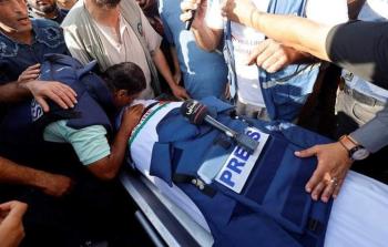 مركز الميزان يصدر تقريرًا حول جرائم الاحتلال بحق الصحفيين في قطاع غزة