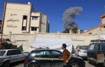 قصف سابق استهدف مجمع ناصر الطبي بخانيونس جنوبي قطاع غزة