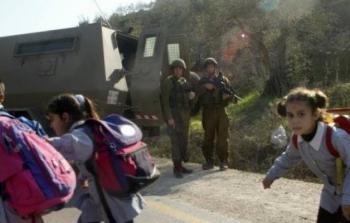 إصابات بين صفوف الطلبة خلال اقتحام الاحتلال شمال الخليل