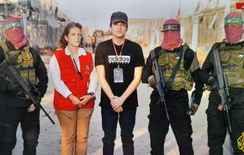 في إطار جهود وقف النار بغزة.. القسام تفرج عن الجندي الإسرائيلي 