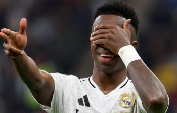 فينيسيوس جونيور يوقع على عقد تاريخي مع ريال مدريد