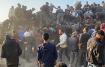 300 شخصية بغزة تطالب بوقف فوري لنقاط توزيع المساعدات الأمريكية