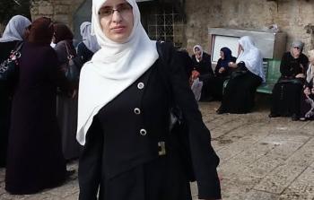 الاحتلال يمنع المرابطة هنادي الحلواني من السفر مدة شهر قابل للتجديد