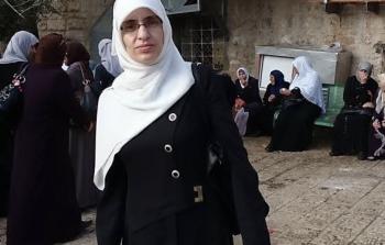 الاحتلال يجدد منع المرابطة هنادي الحلواني من السفر