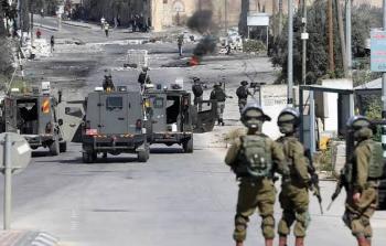 الاحتلال ينكل بالمواطنين قرب سلفيت