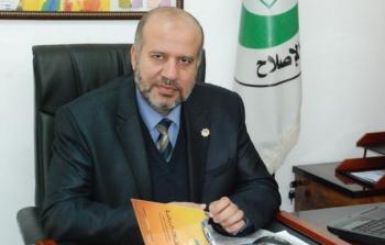 الأشقر ينفي تقدمه وعائلته بطلب لمغادرة غزة