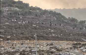 هجوم المستوطنين على المنطقة الصناعية اللدائن في بيت ليد