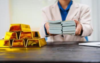 توقعات أسعار الذهب: الفائدة وتأثيرها على السوق